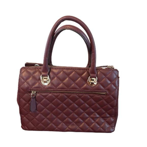 Guess Purse and Wallet Quilted Purse & Wristlet Wallet Matching bag & wallet - Picture 7 of 14